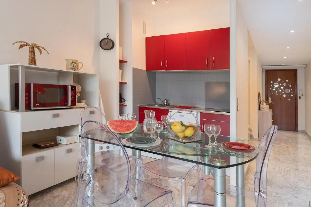 Studio Menton Garavan Avec Piscine A Proximite Italie Et Monaco