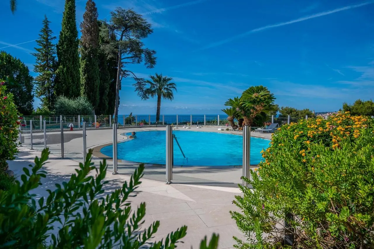 Apartment Studio Menton Garavan Avec Piscine A Proximite Italie Et Monaco