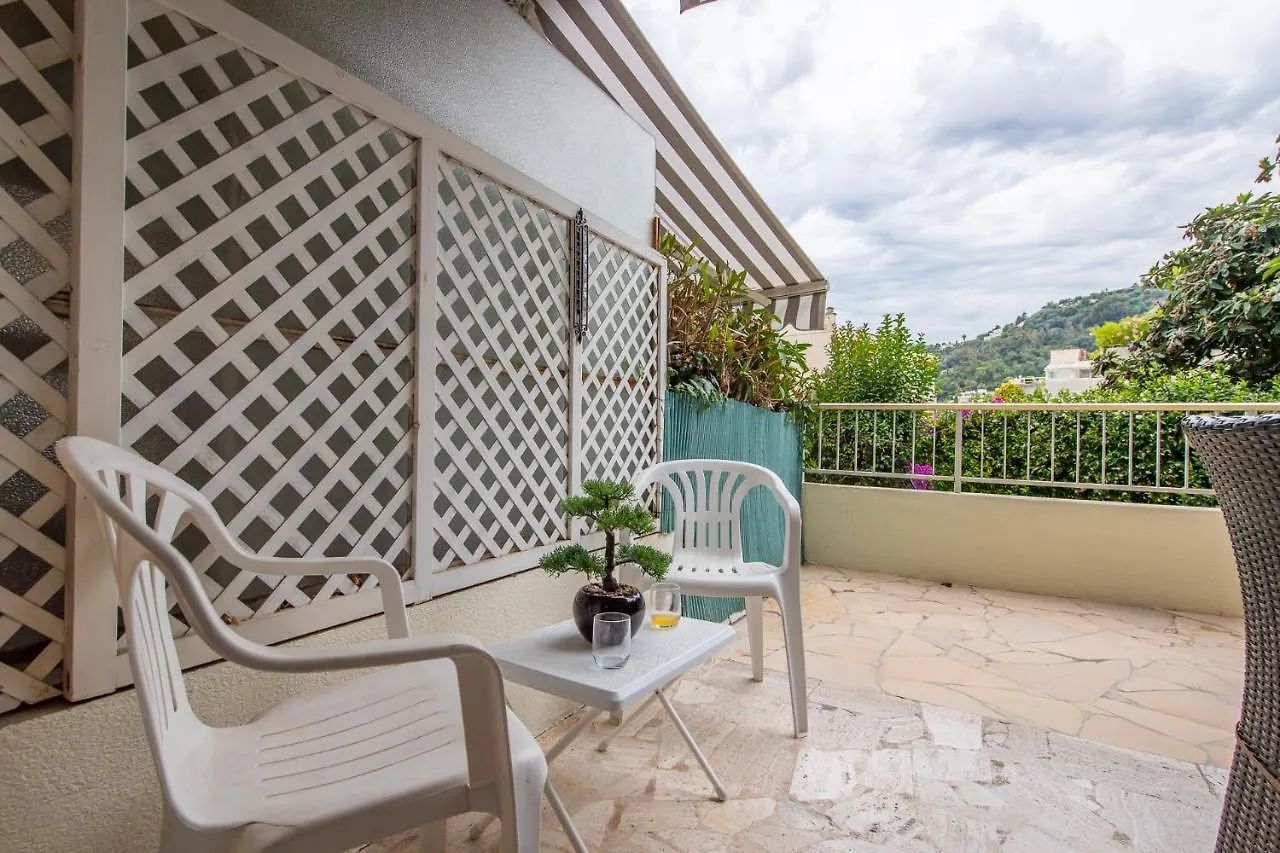Studio Menton Garavan Avec Piscine A Proximite Italie Et Monaco France