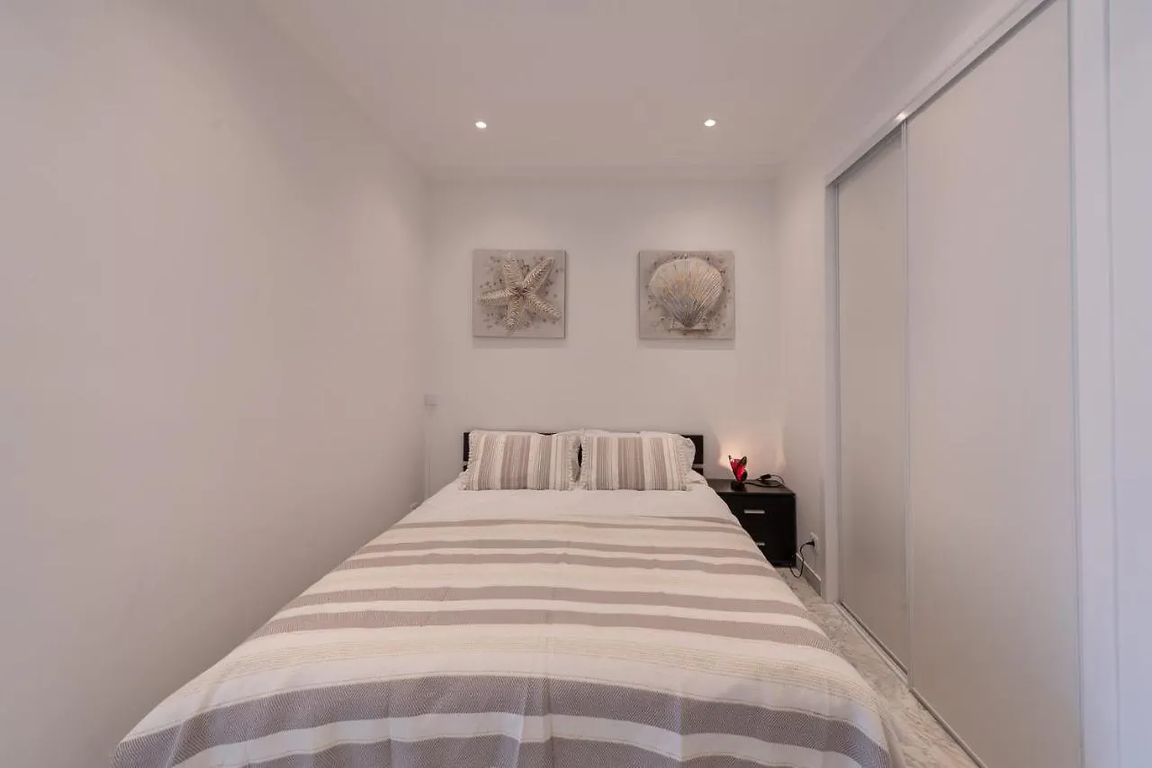 Studio Menton Garavan Avec Piscine A Proximite Italie Et Monaco